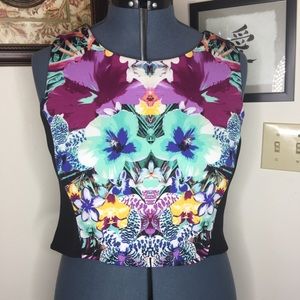 🌵Nicole Black&Floral Scuba Zip Cropped Tank NWT